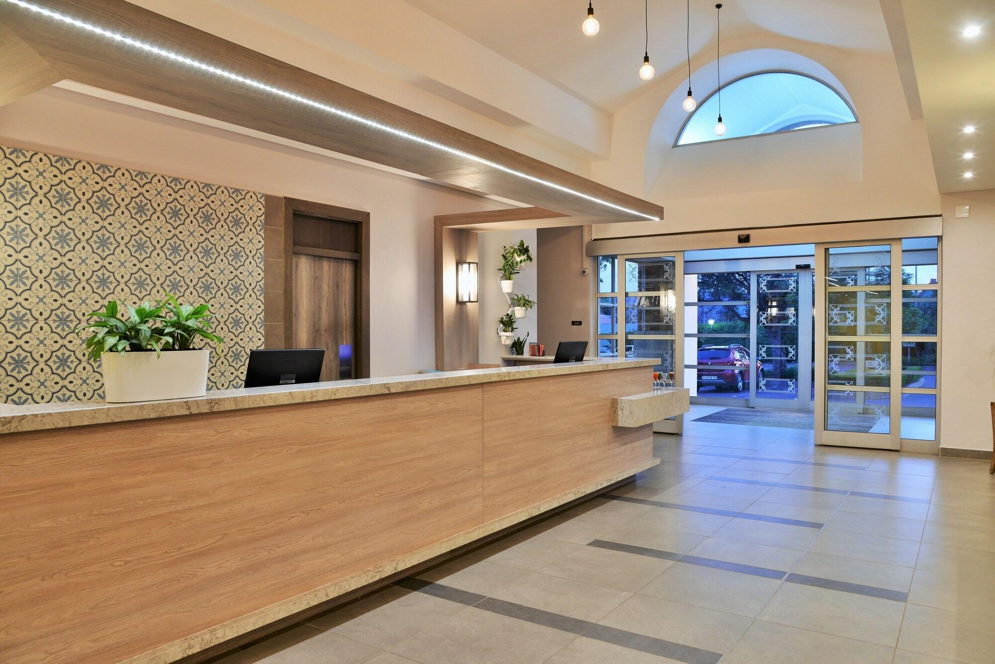 Town Lodge Menlo Park Претория Экстерьер фото