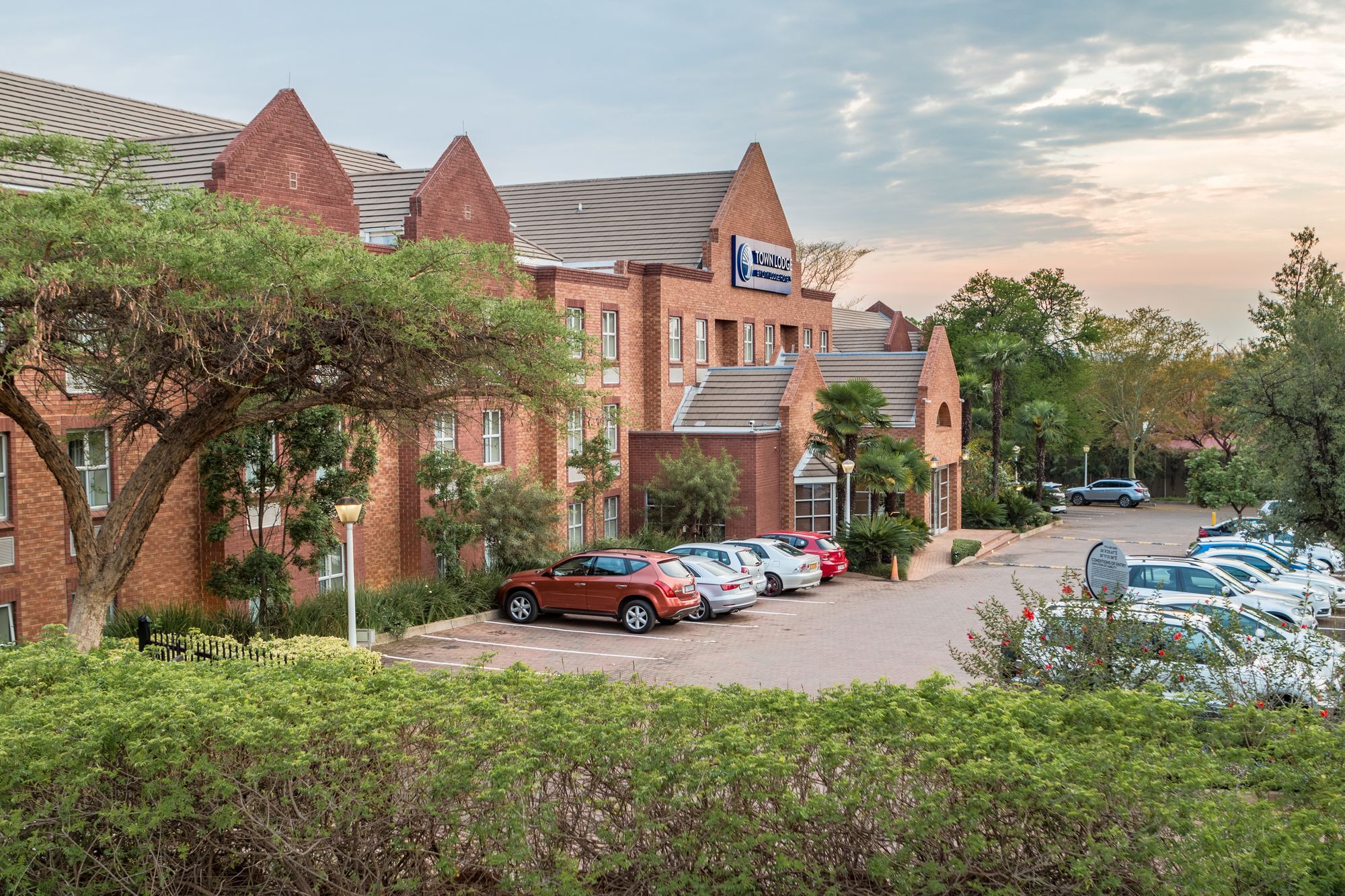 Town Lodge Menlo Park Претория Экстерьер фото